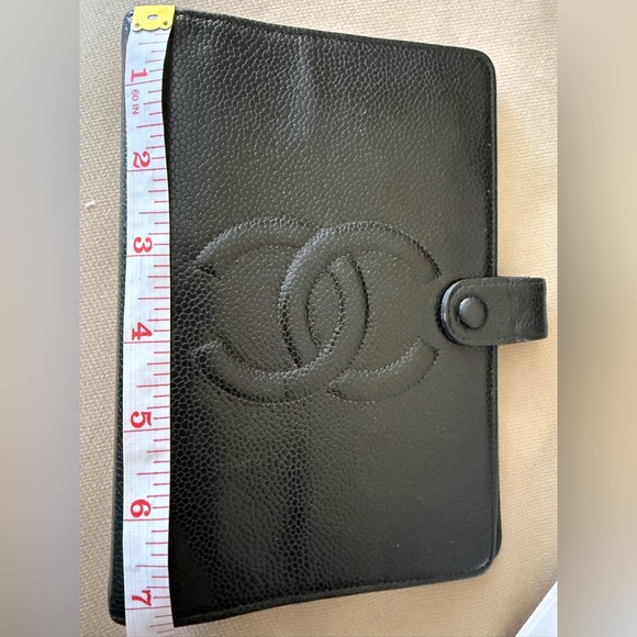 Vintage CHANEL Agenda - Picture 10 of 16